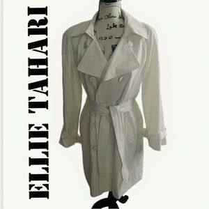 ELLIE TAHARI DOUBLE BREASTED IVORY TRENCH COAT MATCHING WRISTLET
